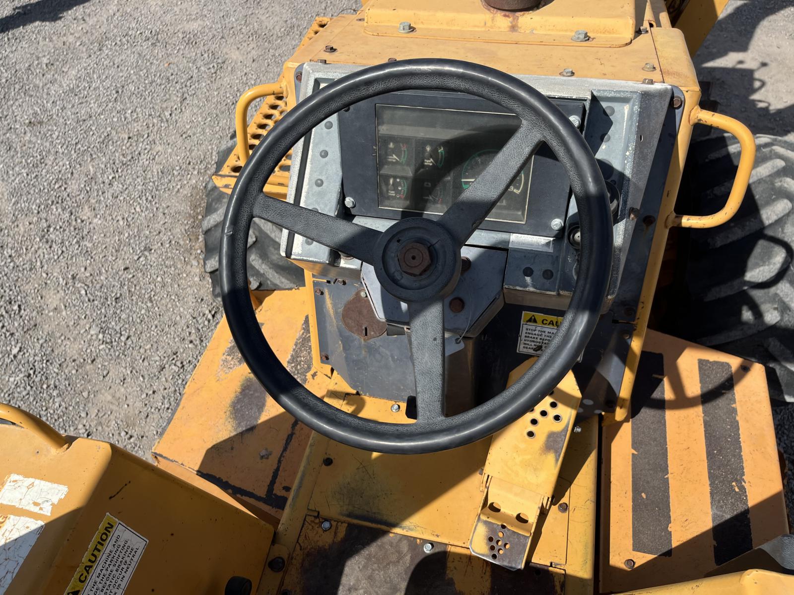 ./imagenes/INVOICE/2019/16425/ZANJADORA CASE 660 (8).JPG